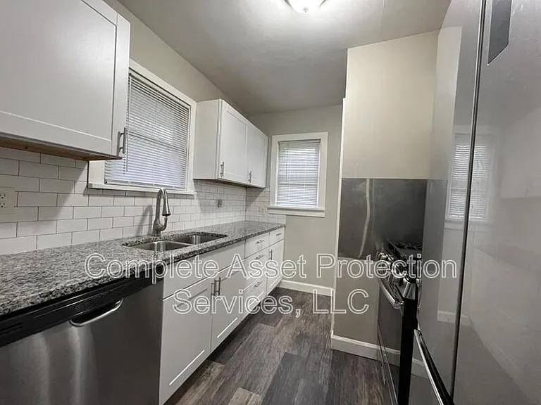 2830 Blake Rd — Photo 6