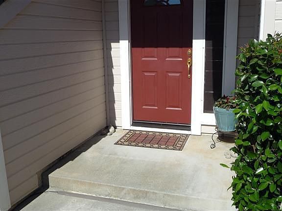 2nd image of 1040 Teal Ct