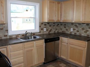 48 Vandine Pl NE, Grand Rapids, MI 49503