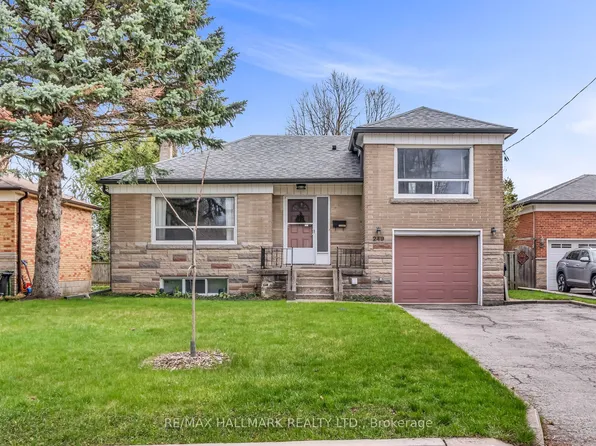 249 Park Home Ave, Toronto, ON M2R 1A1