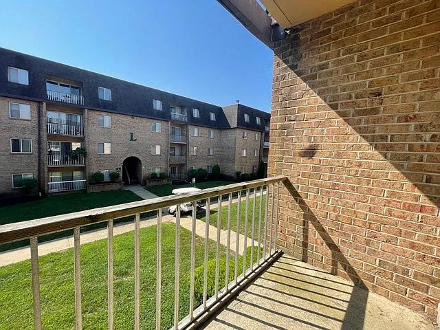Autumn Ridge Apartments — Photo 65