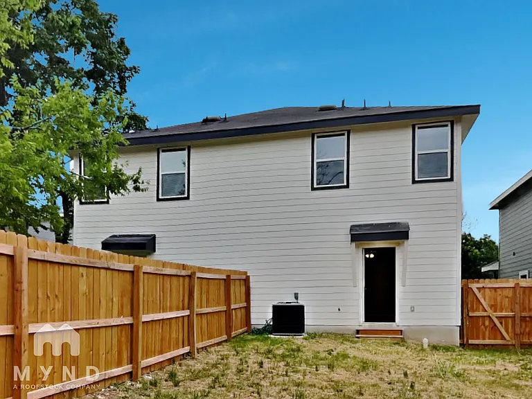 1234 Shadwell Dr #101 — Photo 17