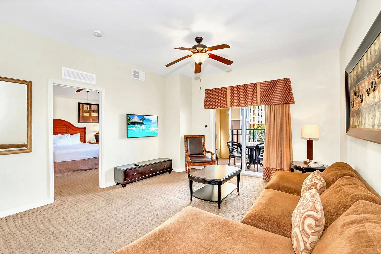 2 bed, 2.0 bath, 1076 sqft, $4,634 — Photo 1