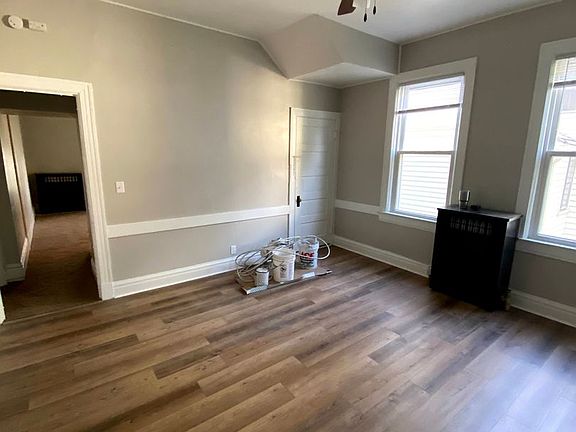 5th image of 703 E 14th St #2