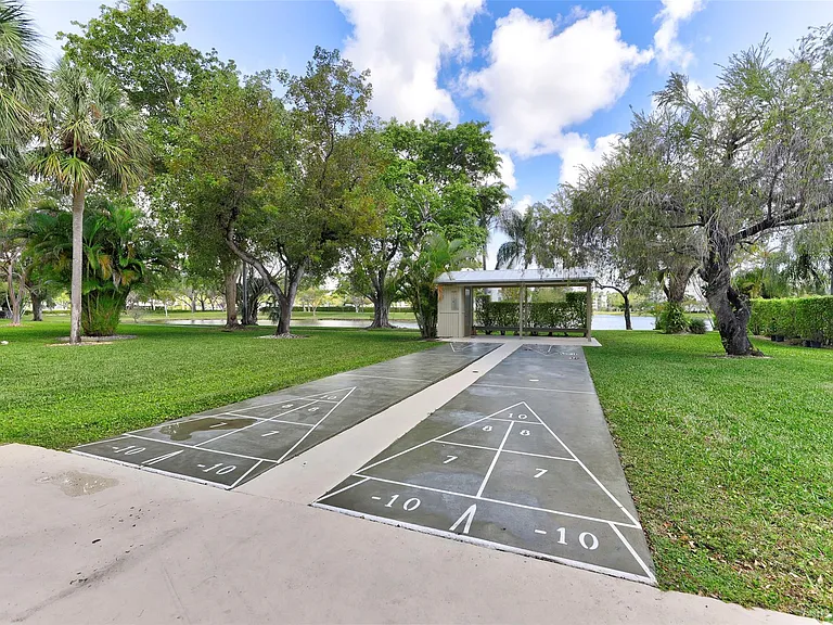 2236 N Cypress Bend Dr #508 — Photo 33