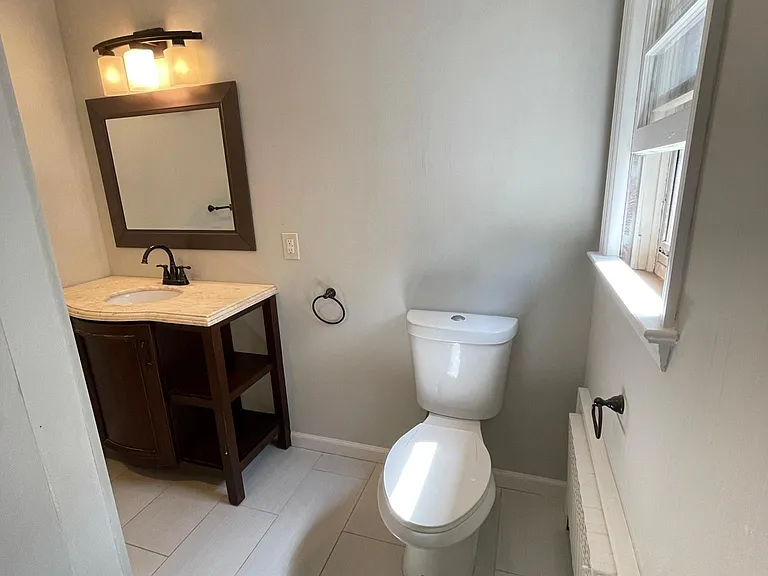 9 Lucy St #A — Photo 9