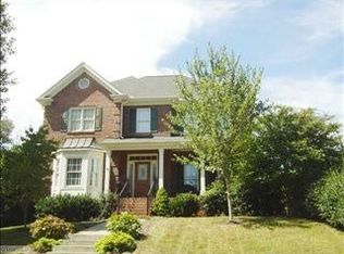 120 Laurel View Ct, Winston Salem, NC 27104