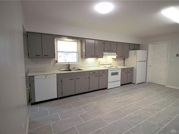 4th image of 518 Brelsford Ave