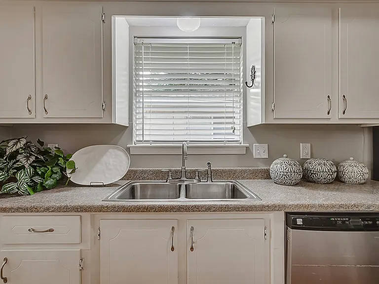 kitchen has lots of cabinets