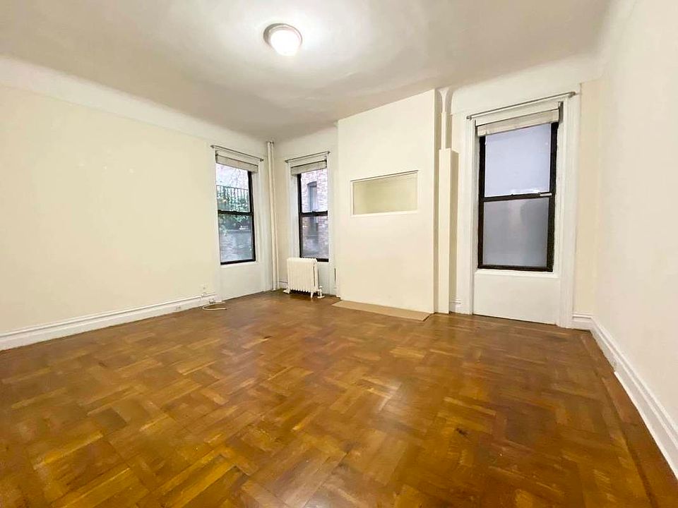 1st image of 646 W End Ave APT 3C