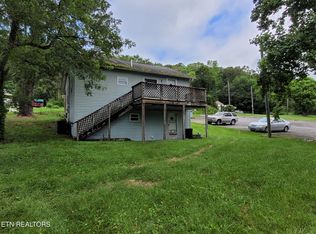 2904 Greenway Dr, Knoxville, TN 37918