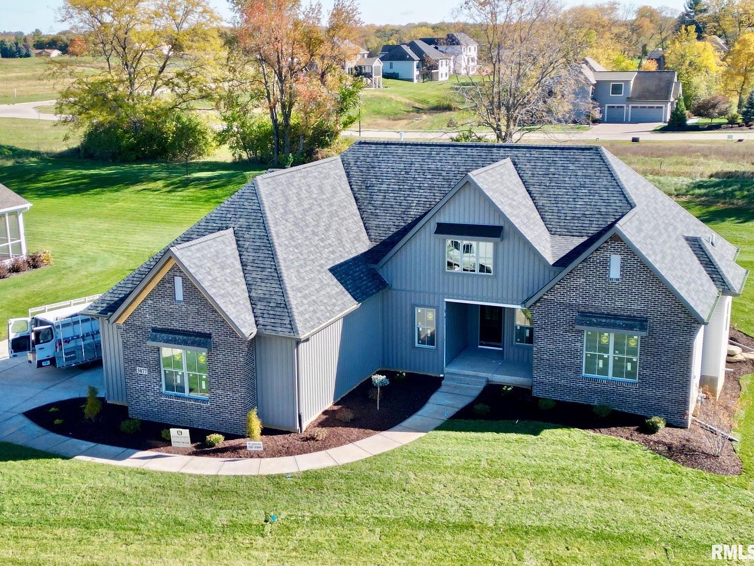 5077 Oak Ridge Ct, Bettendorf, IA 52722 MLS QC4242296 Zillow