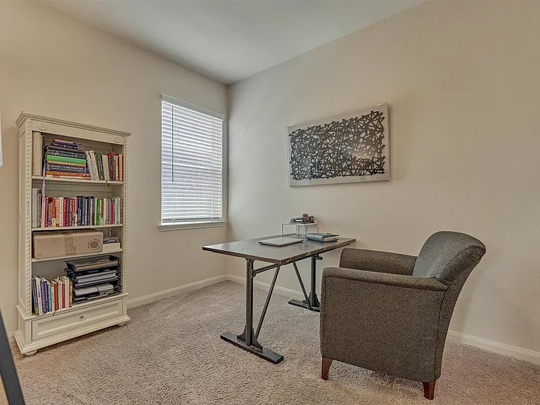 8884 Oval Glass St — Photo 21
