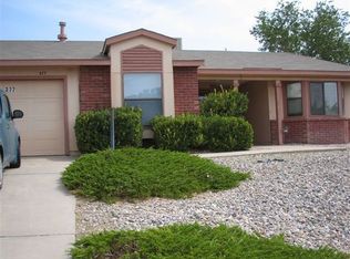 377 Pyrite Dr NE, Rio Rancho, NM 87124