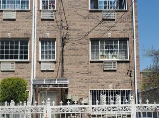 725 E 216th St, Bronx, NY 10467