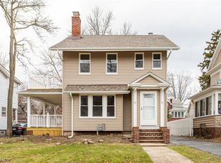 3051 Yorkshire Rd, Cleveland Heights, OH 44118