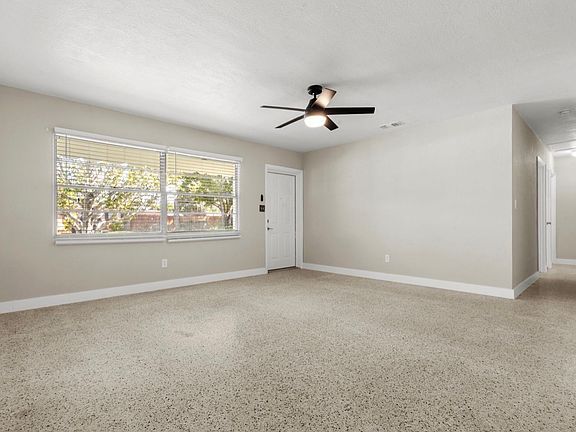 5th image of 8522 75th Pl
