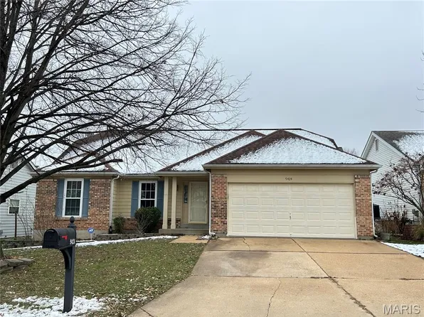 9424 Southtowne Farms Dr, Saint Louis, MO 63123