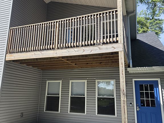 2nd image of 1102 N 4th St