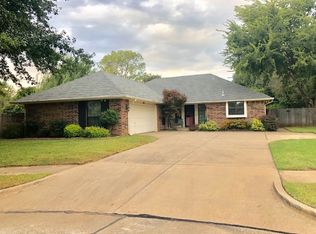 522 Cheswick Ct, Norman, OK 73072