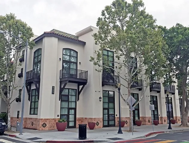 925 The Alameda #307 — Photo 1