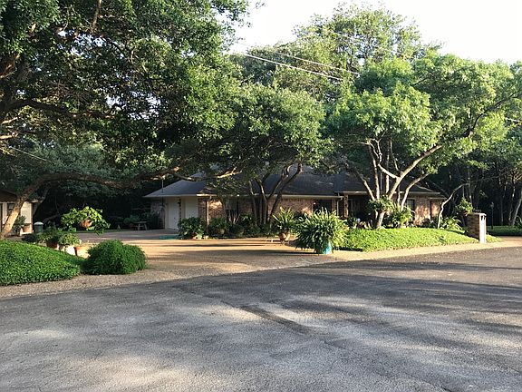 3rd image of 7800 Hidden Hollow Dr