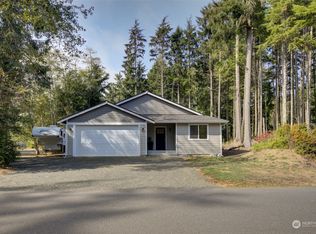 300 Pearsall St NE, Ocean Shores, WA