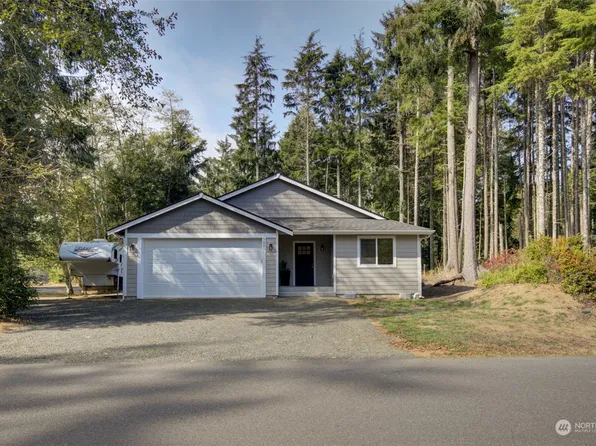 300 Pearsall Street NE, Ocean Shores, WA 98569