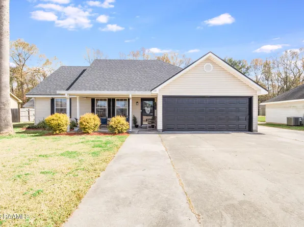 113 Country Living Dr, Lafayette, LA 70507