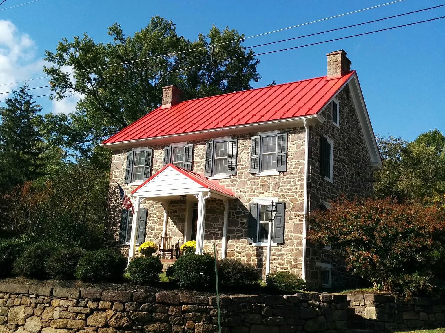 4 bed, 1.5 bath, 1800 sqft, $2,800 — Photo 2
