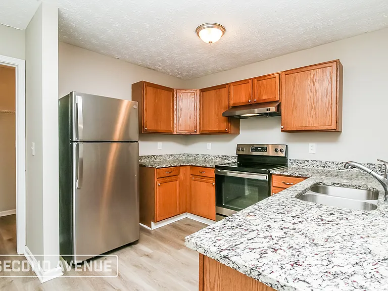 1710 Riverchase Cir NE — Photo 8