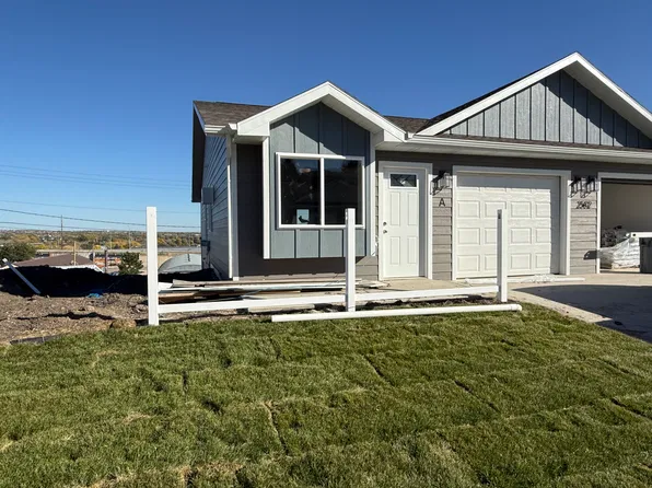 2502 Hennessy Dr #1, Rapid City, SD 57701