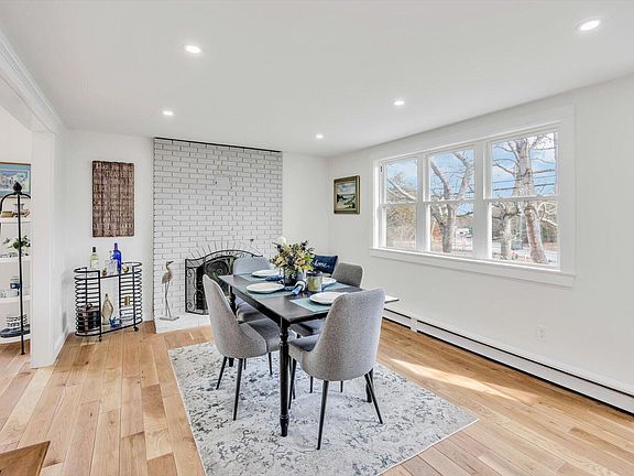 3rd image of 53 Chase Road