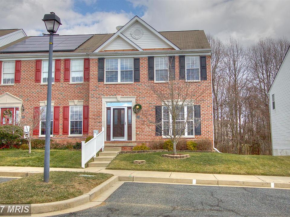 1st image of 1923 Blair Ct