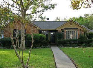 9635 Val Verde St, Houston, TX 77063