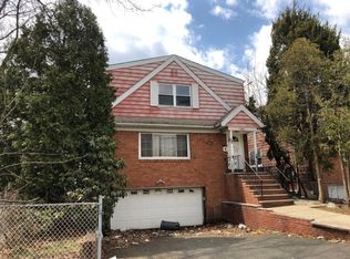 1026 Chandler Ave, Roselle, NJ 07203