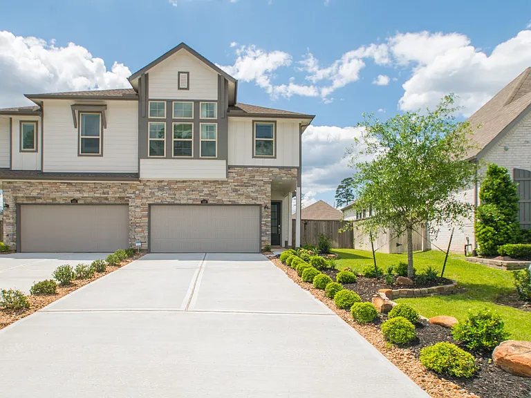 438 Lake Day Dr — Photo 5