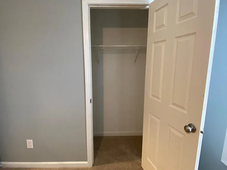 111 Warren Pass — Photo 20