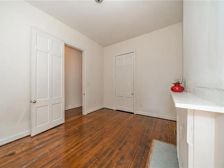 129 W Clay St — Photo 20