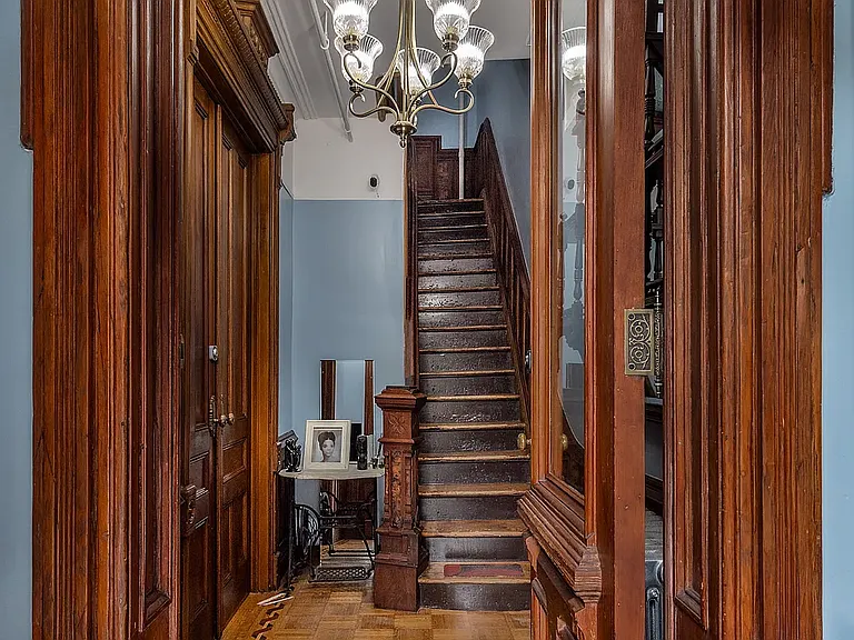 409 Madison St #2R — Photo 10