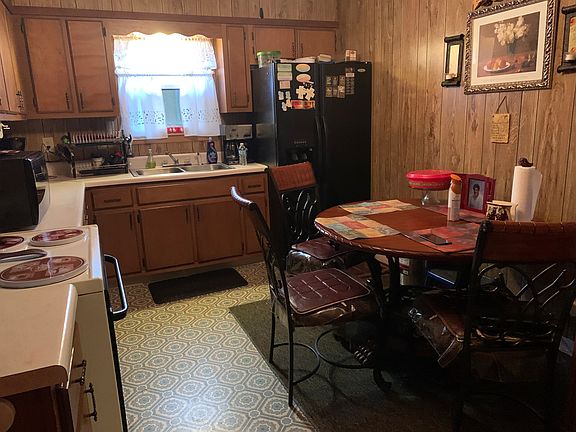 5th image of 1227 Pharo St