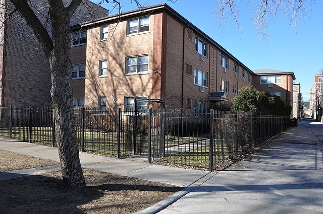 1st image of 1534 W Farwell Ave APT 3A