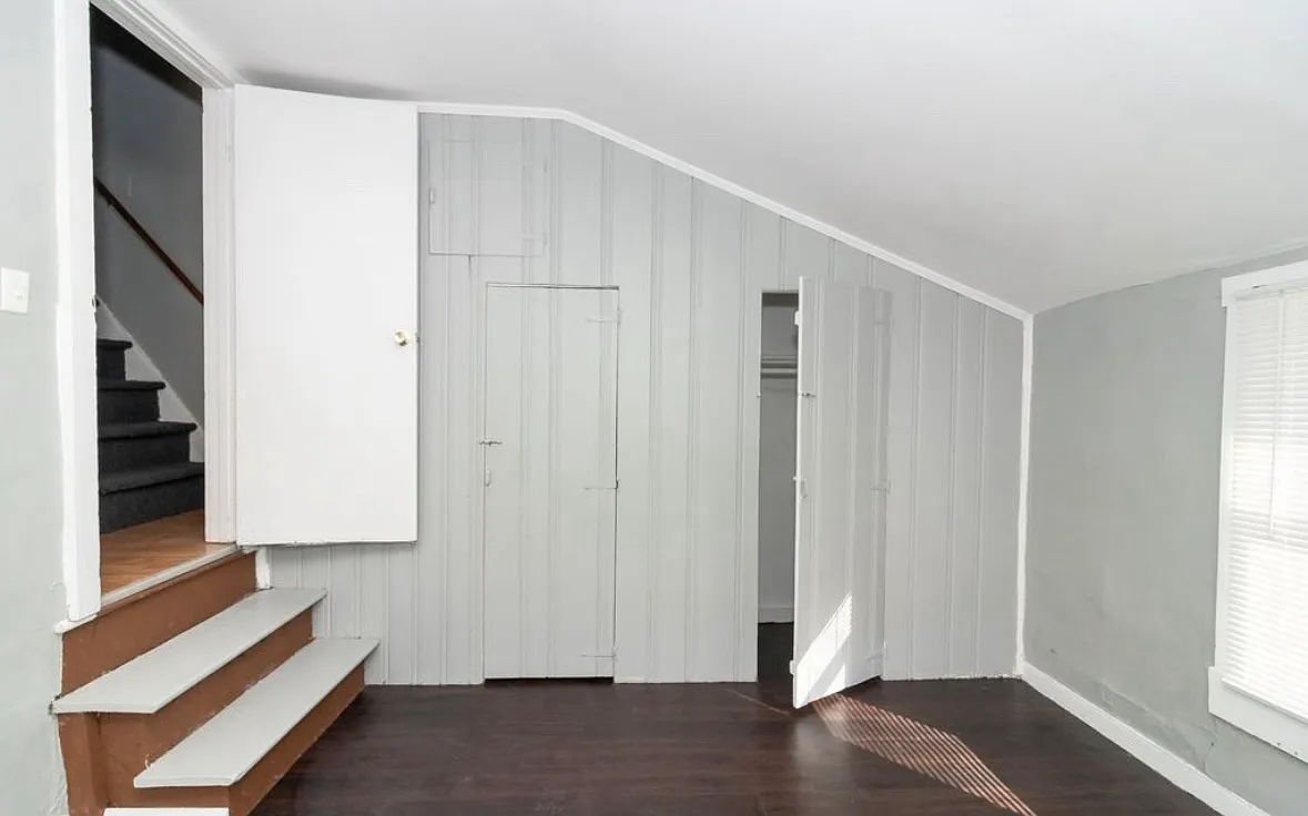 46 W Monroe St — Photo 4