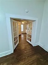 210 E Phillips St — Photo 4