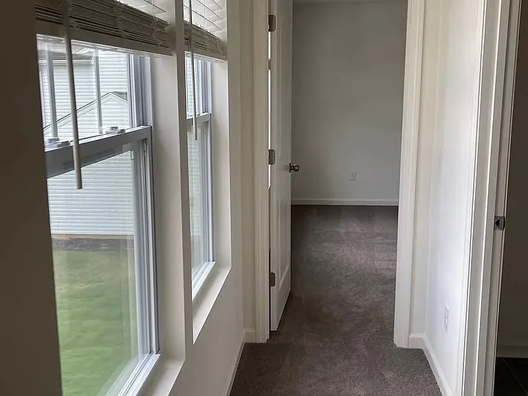 1511 Mariners Ct — Photo 4