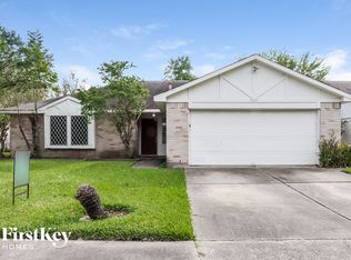 7431 Navidad Rd, Houston, TX 77083