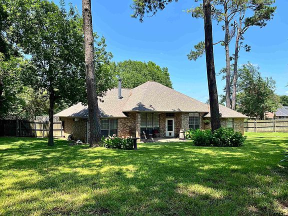 3rd image of 11479 Chasewood Dr