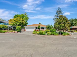 2429 Woodstock Court, Santa Rosa, CA 95409