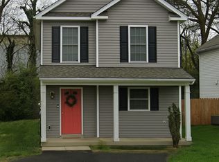 204 Bend Farm Rd, Fredericksburg, VA 22408