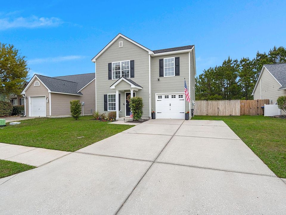 1st image of 212 Avonshire Dr
